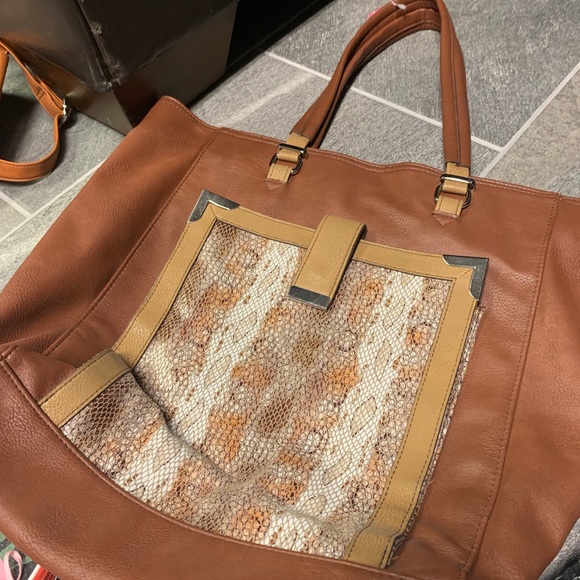 11 person 10 wallets - Picture 6 of 8